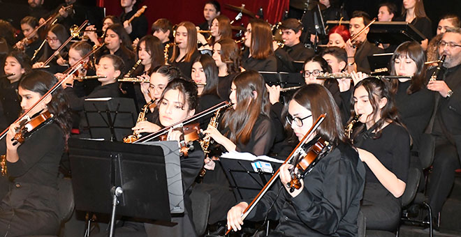 Gençlik Orkestrası’ndan Bora Duran ile AKM’de konser